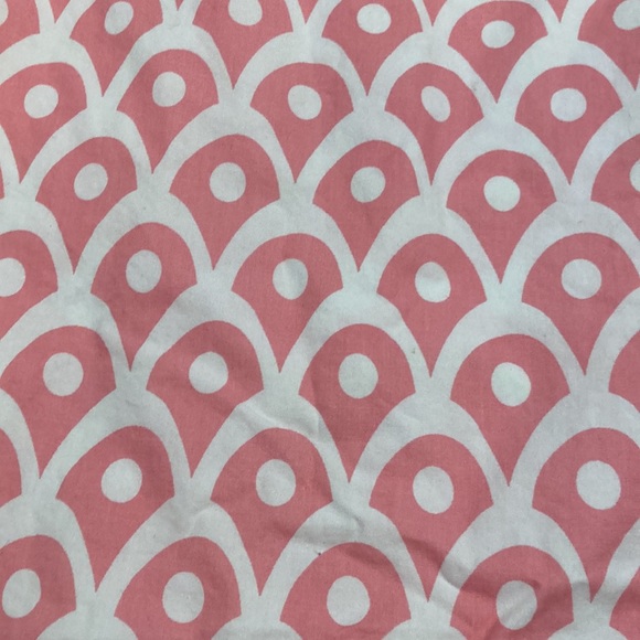 LAND OF NOD (Crate & Kids) *Crib* Bed Skirt Pink Mod Print Reversible - Picture 5 of 6